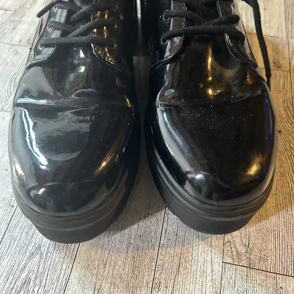 Forever 21 Black‎ Patent Platform Oxford Shoes Lug Sole Chunky Women's 10